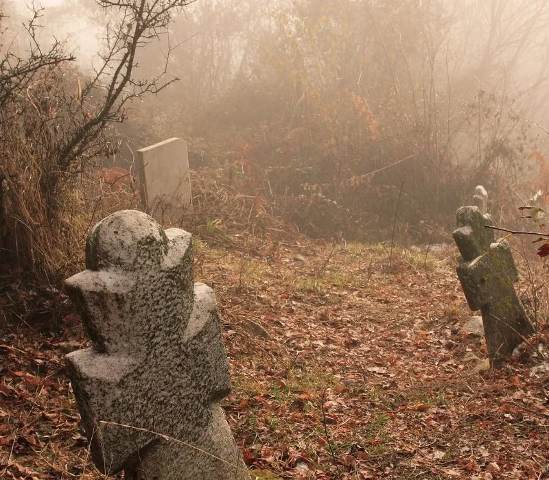 cimiteri abbandonati