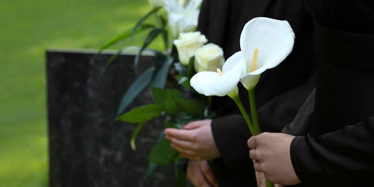 Cerimonie Funebri Silenziose: un addio profondo e intimo