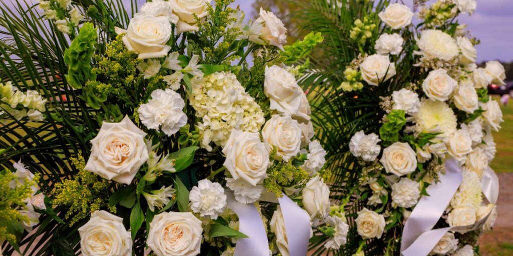 Allestimenti Floreali per funerali significati e soluzioni