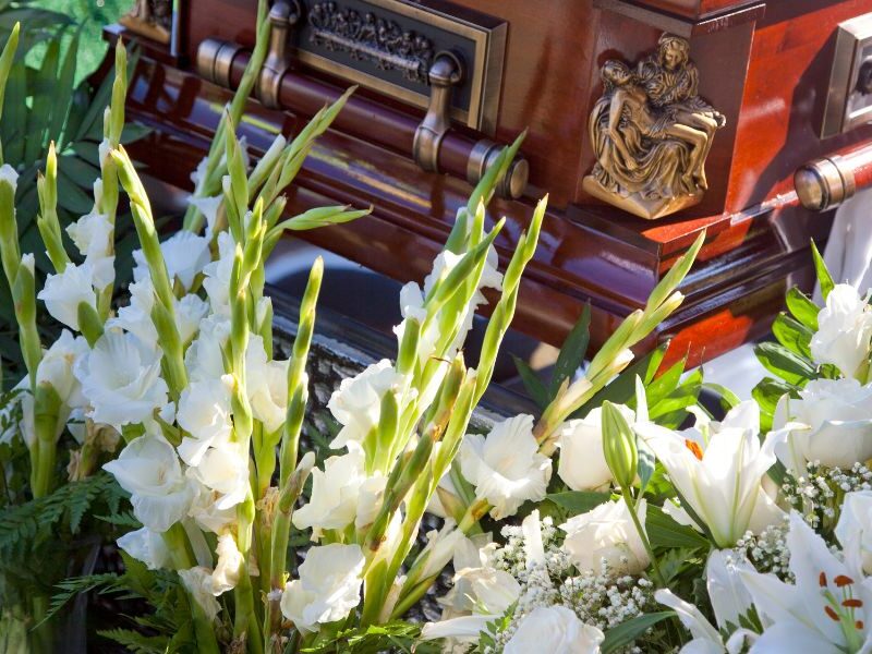 Decesso di Cittadino Straniero in Italia procedure e consolati