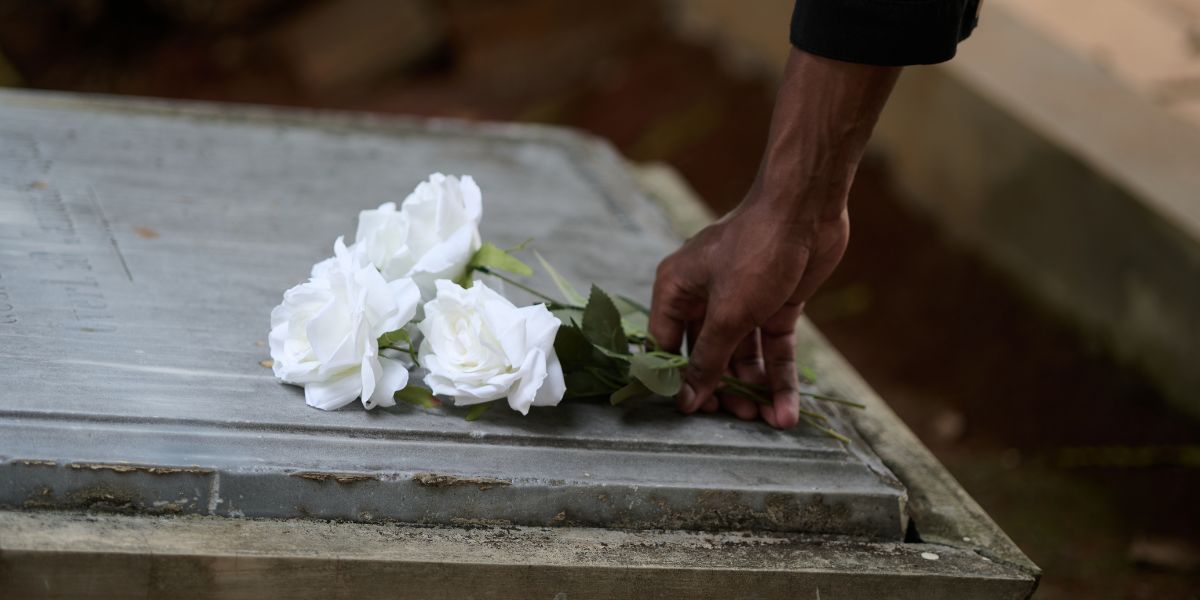Permessi per lutto quanti giorni spettano e come richiederli