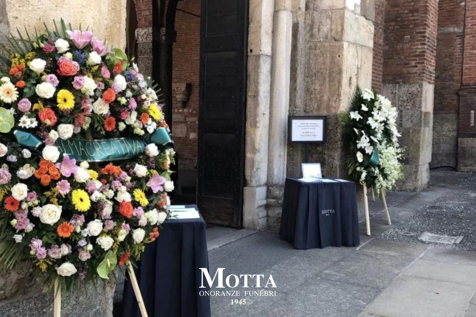 Allestimento funebre, modello 8