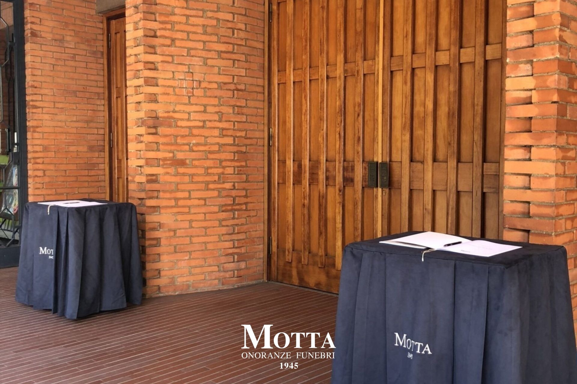 Allestimento funebre, modello 9