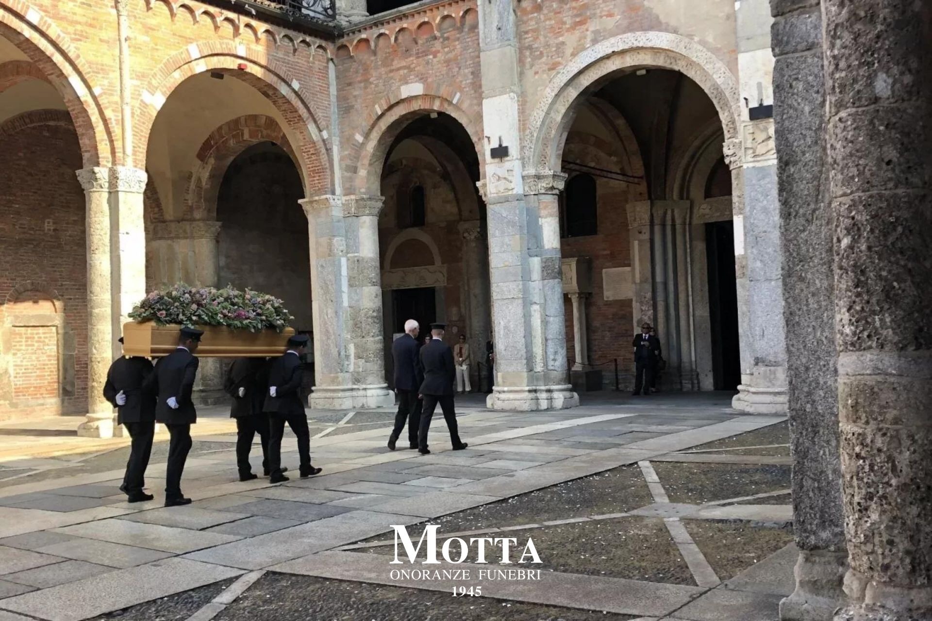 Allestimento funebre, modello 10