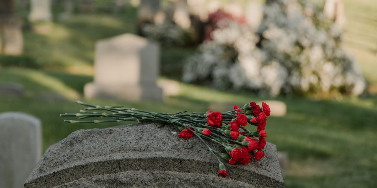 Anniversario della morte: come ricordare una persona cara